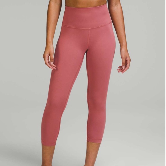 Lululemon Wunder Train High-Rise Crop 23" leggings
Brier Rose - Picture 2 of 5